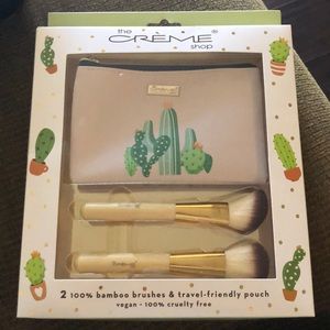 Vegan Bamboo Brush and cosmetic bag gift set 🌵